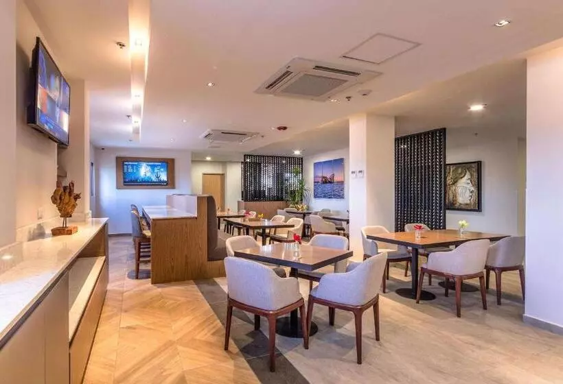 Hotelli Comfort Inn Hermosillo Aeropuerto