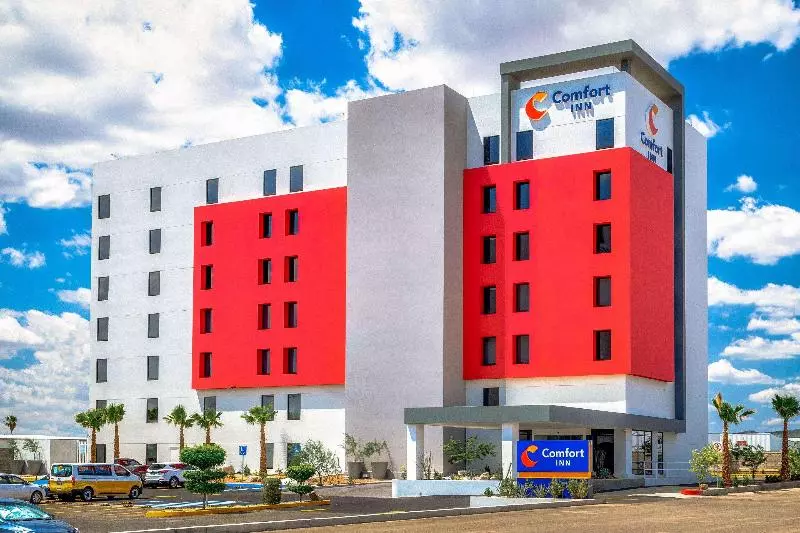 Hotelli Comfort Inn Hermosillo Aeropuerto