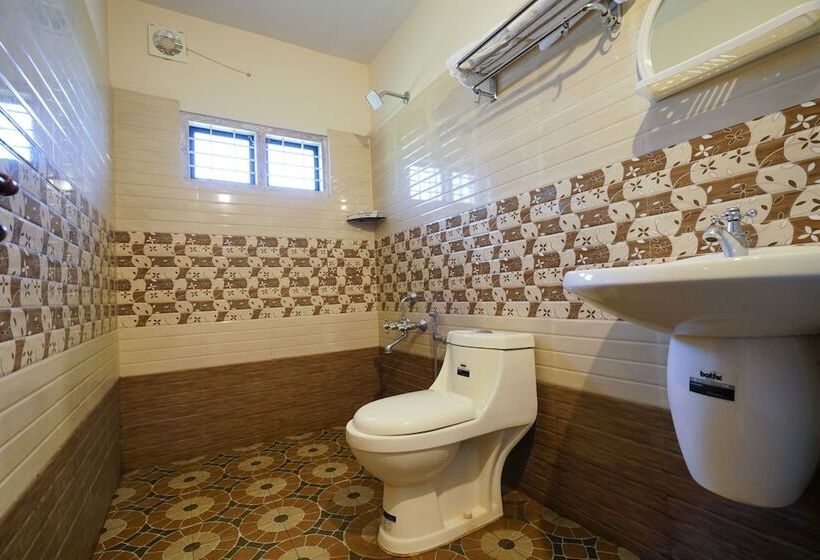 酒店 Mackal Residency By Oyo Rooms