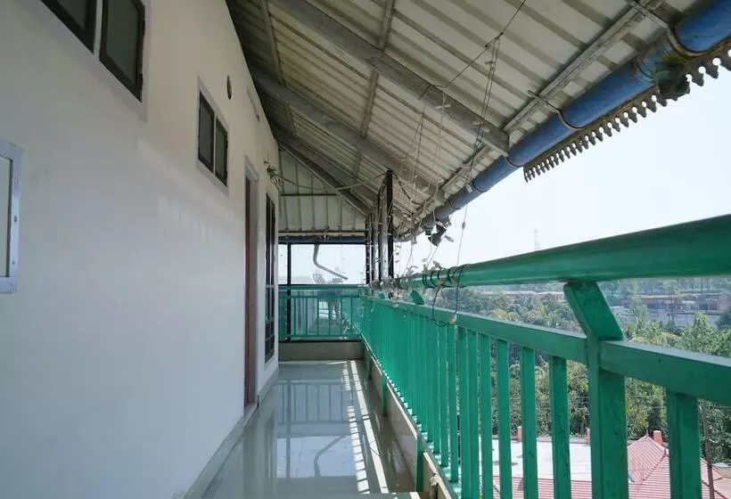 ホテル Mackal Residency By Oyo Rooms