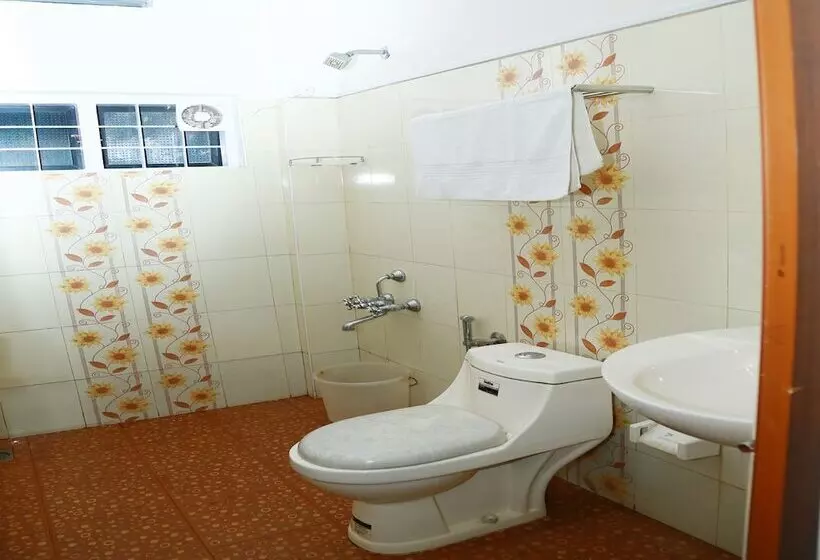 ホテル Mackal Residency By Oyo Rooms