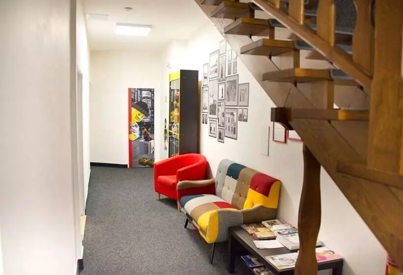 هتل A Museum Of Bricks