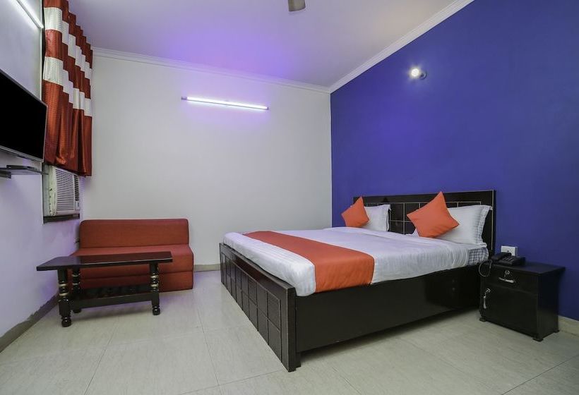 酒店 Refuge Home Stays By Oyo Rooms