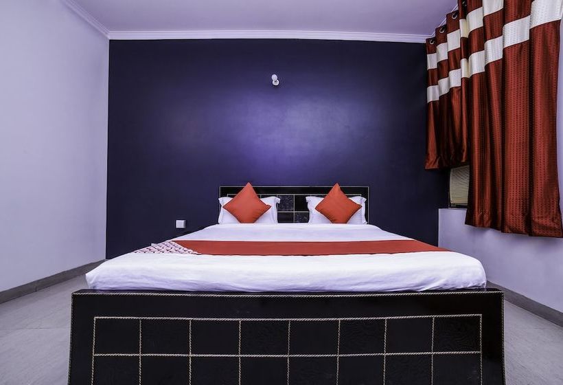 酒店 Refuge Home Stays By Oyo Rooms