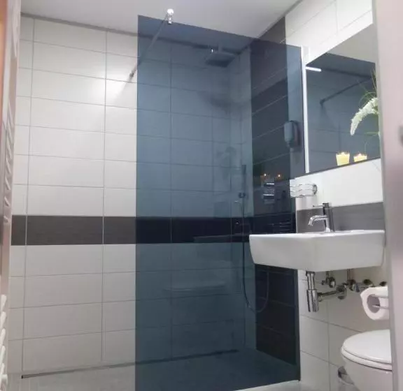 Hotelli /restaurant Balkan