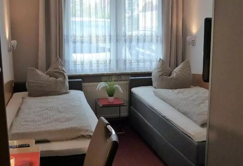 Hotelli /restaurant Balkan