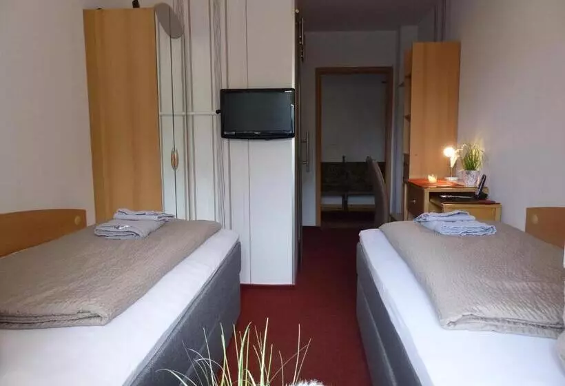 Hotelli /restaurant Balkan