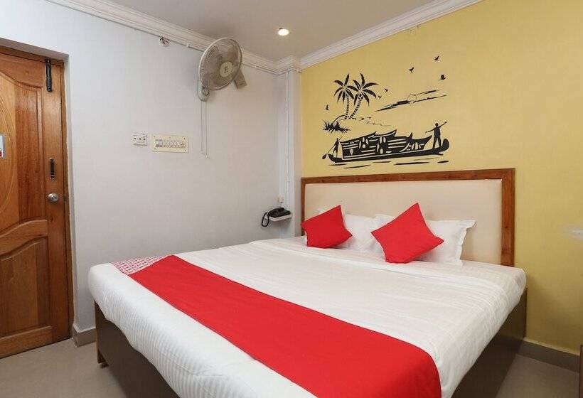 호텔 Royal Grand By Oyo Rooms