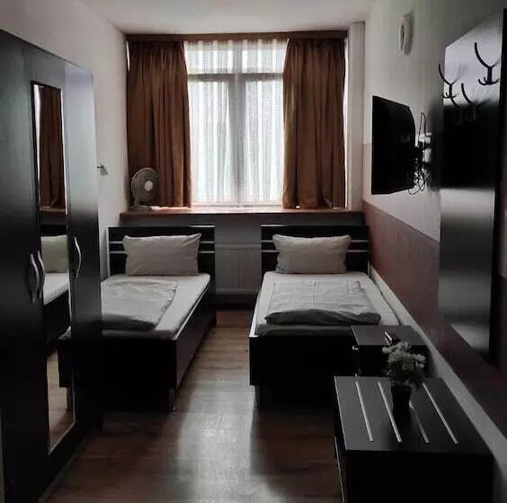 Terminal Hotel One
