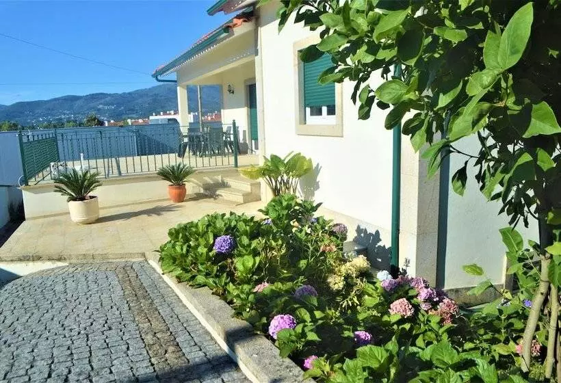 ペンション Casa Límia