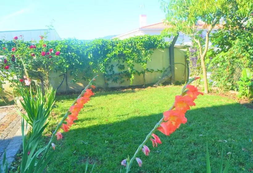 ペンション Casa Límia