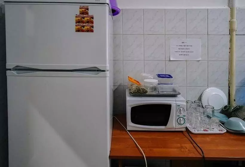 Harasho Guest House   Hostel