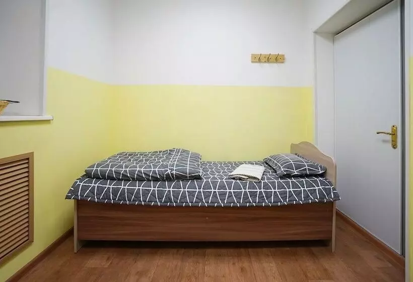 Harasho Guest House   Hostel
