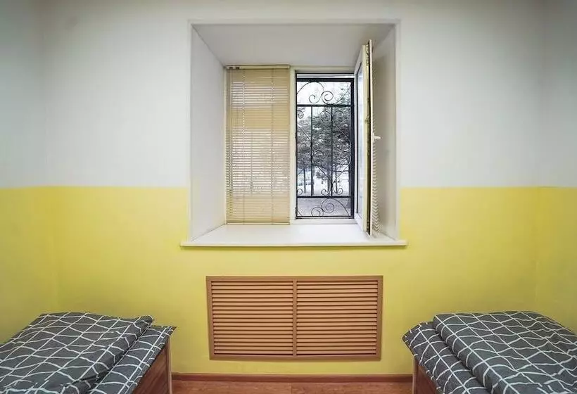 Harasho Guest House   Hostel