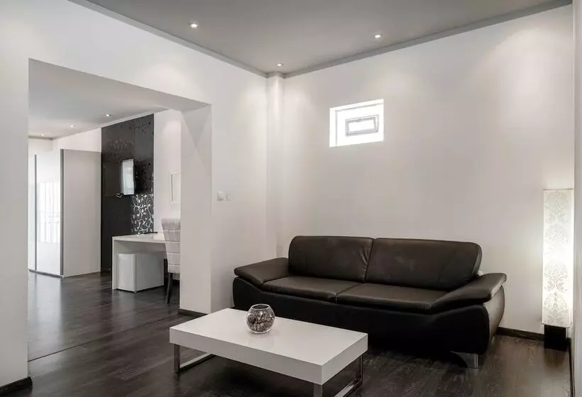 Hostelli The Suites   Small Luxury Living