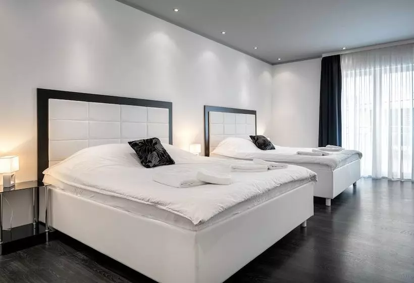 Hostelli The Suites   Small Luxury Living