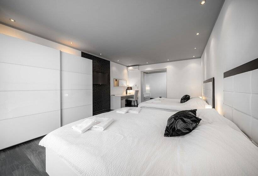 פונדק The Suites Small Luxury Living