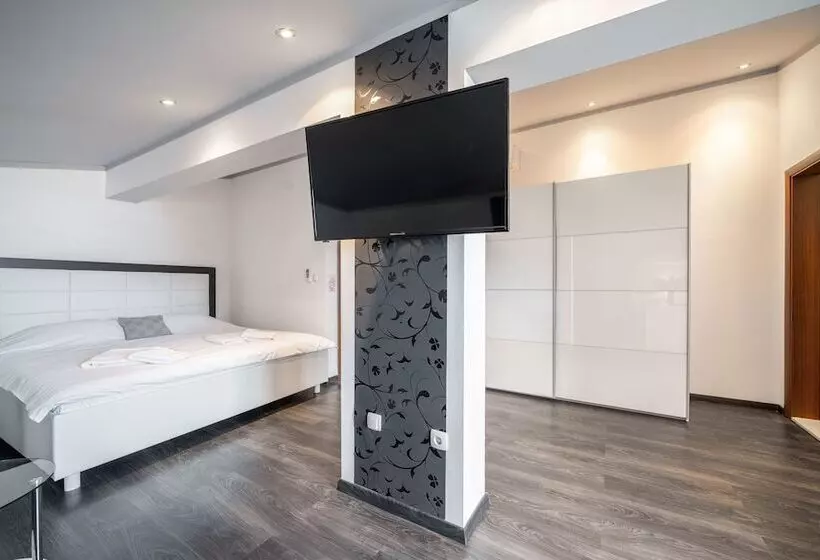 Hostelli The Suites   Small Luxury Living