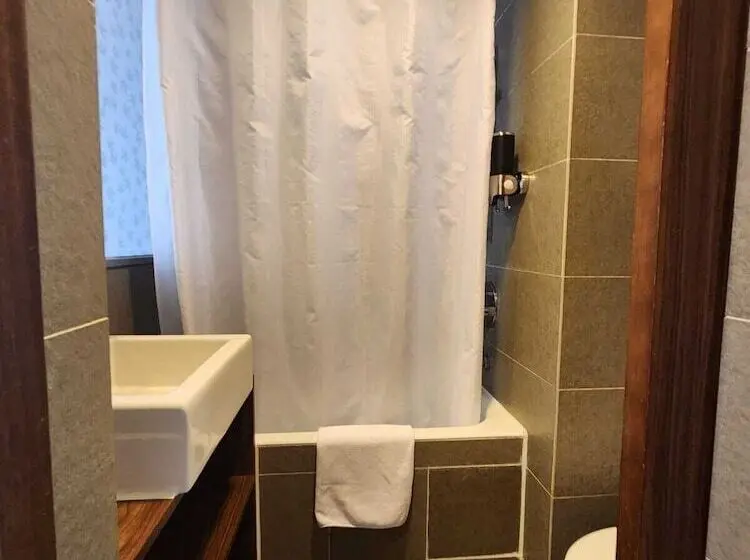 هتل Best Western  Causeway Bay