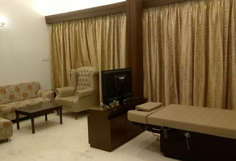 Hotelli Juvana Resort & Spa