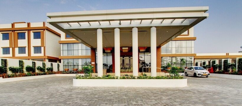 هتل Ramada By Wyndham Bengaluru Yelahanka