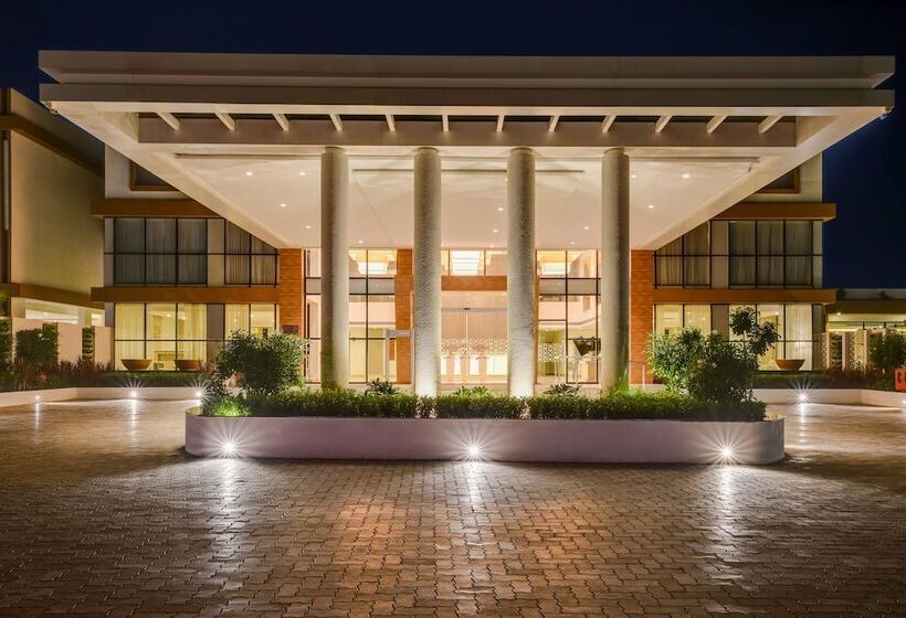 هتل Ramada By Wyndham Bengaluru Yelahanka