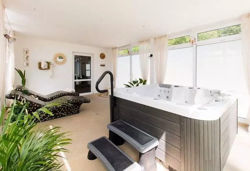 Hotelli Welle Resort