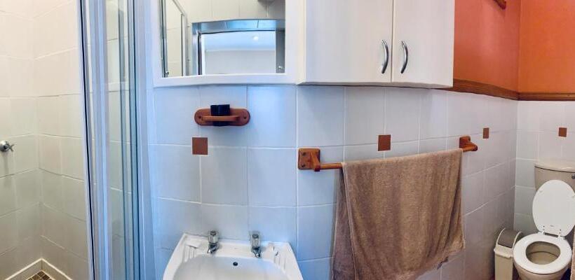 פנסיון Summerstrand Beach Lodge