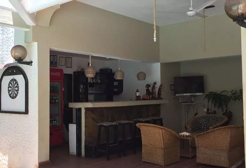 Wayside Beach Apartments