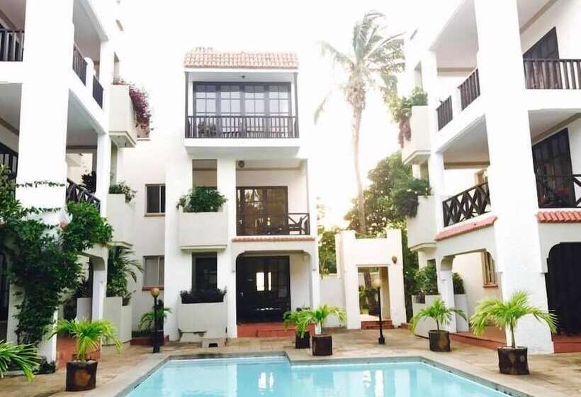 Wayside Beach Apartments