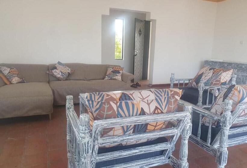 Wayside Beach Apartments