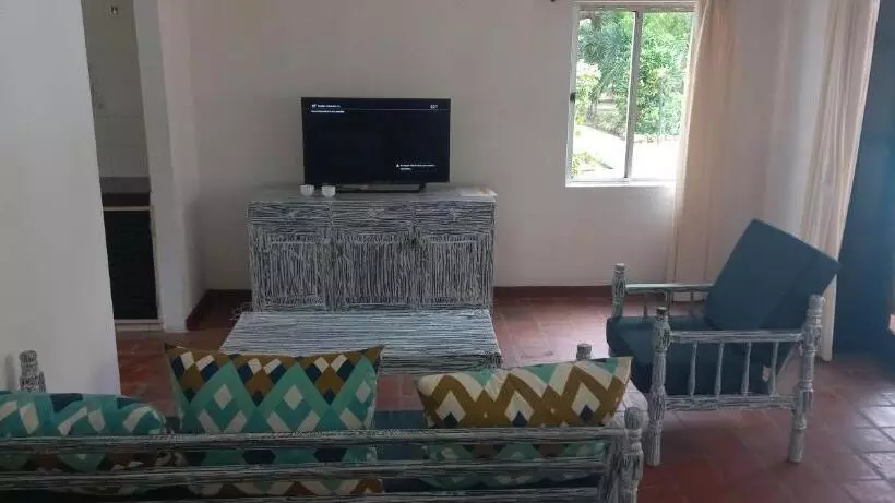 Wayside Beach Apartments