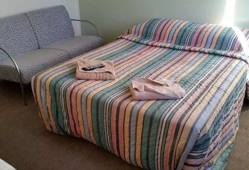 Australian Hotel Cooma