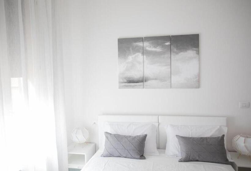 تختخواب و صبحانه Affittacamere Le Camere Di Porta San Felice   Self Check In