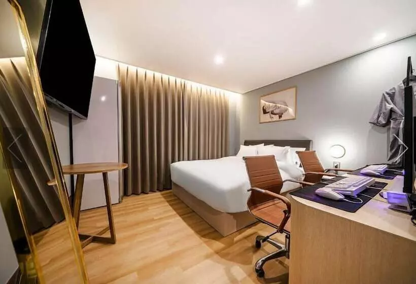 Brown Dot Hotel Yeonsan