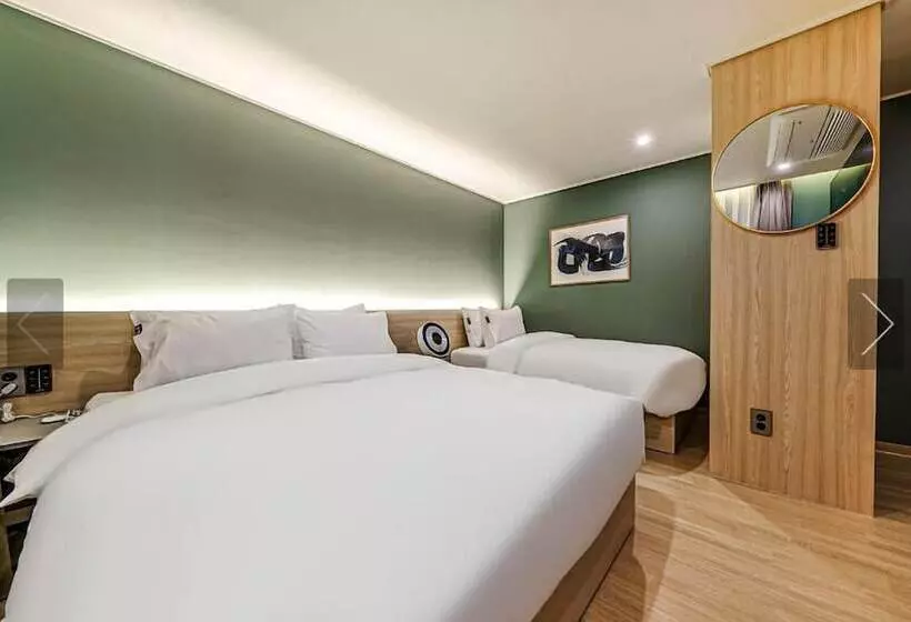 Brown Dot Hotel Yeonsan