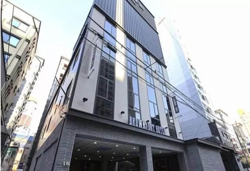 Brown Dot Hotel Yeonsan