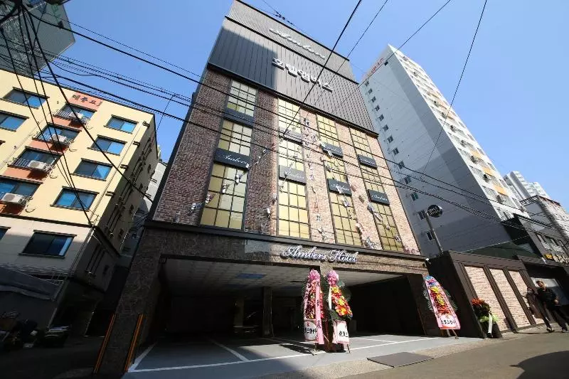 Brown Dot Hotel Yeonsan