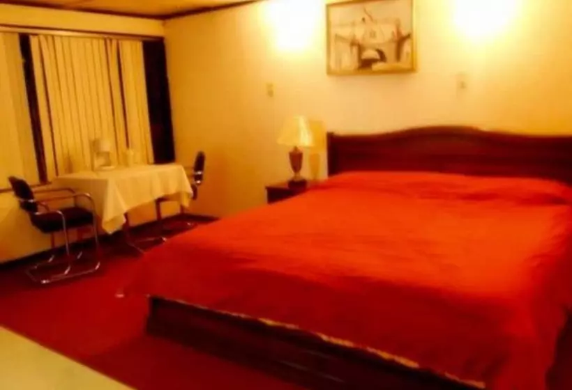 Gh Hoteles Riobamba