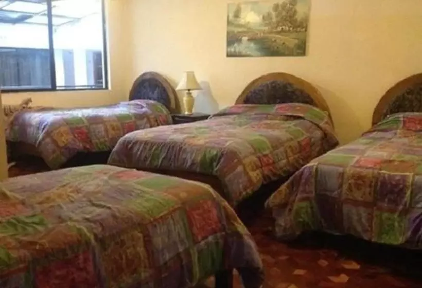 Gh Hoteles Riobamba
