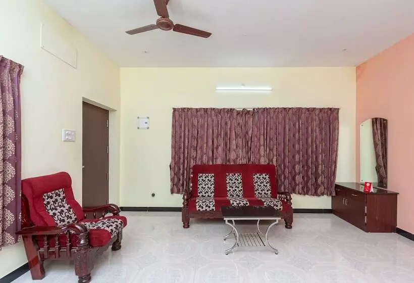 ホテル Deepam Resort By Oyo Rooms