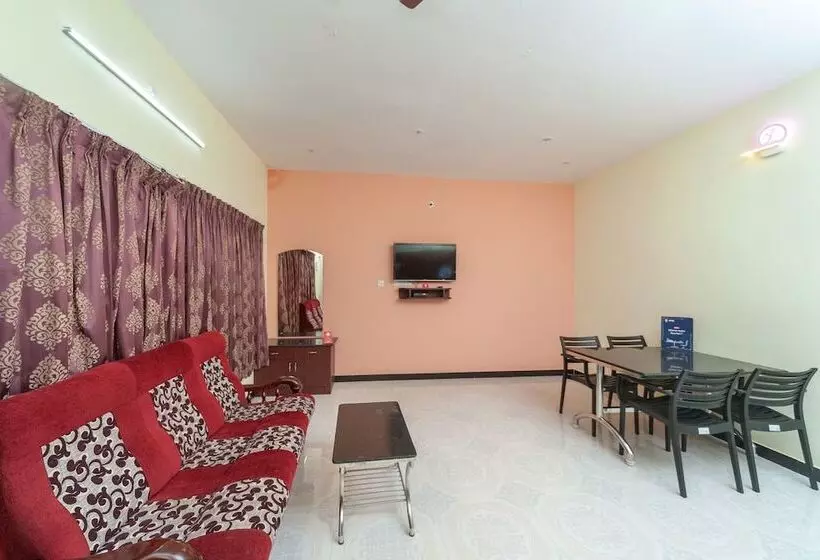 ホテル Deepam Resort By Oyo Rooms