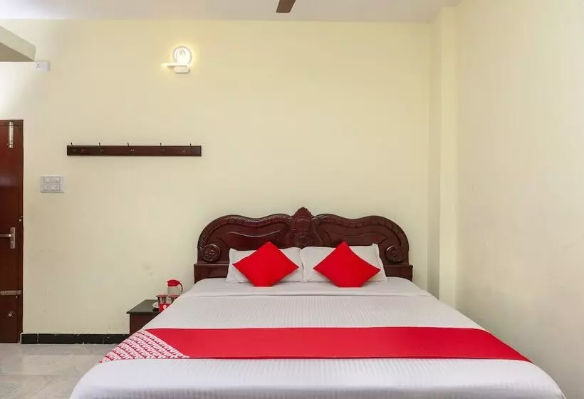 ホテル Deepam Resort By Oyo Rooms