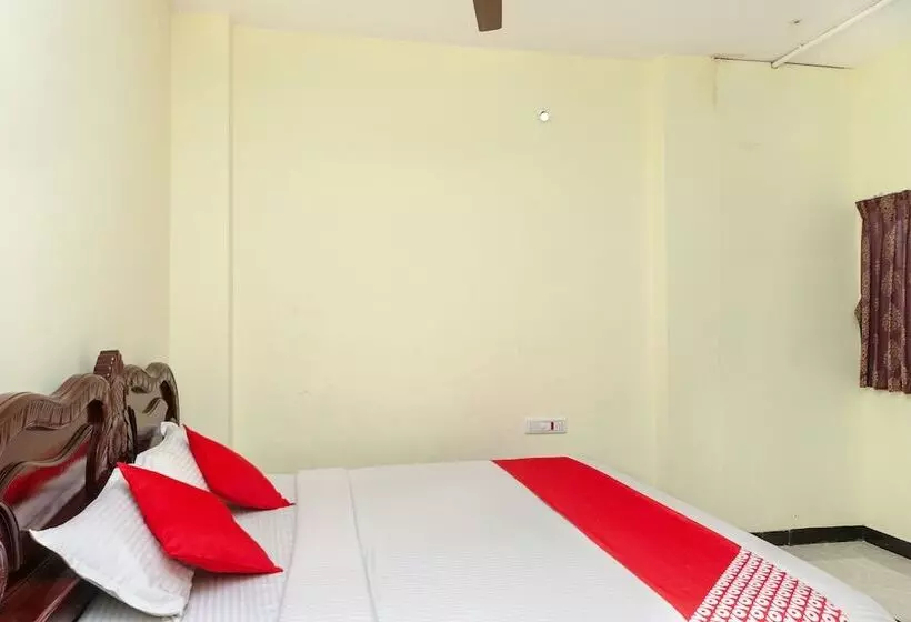 ホテル Deepam Resort By Oyo Rooms