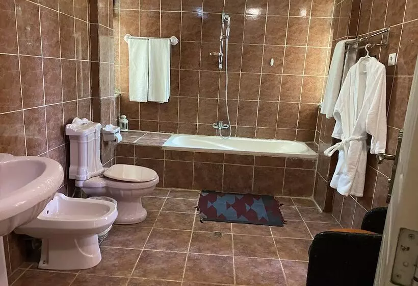 هتل Kefetew Guest House