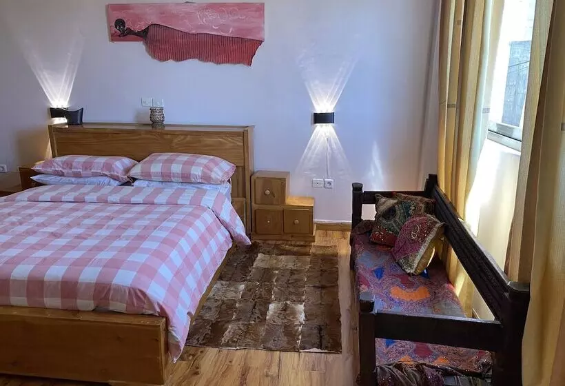 هتل Kefetew Guest House