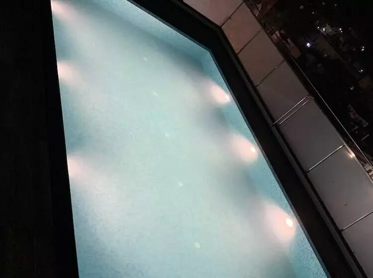 Hotelli Royal Amer City