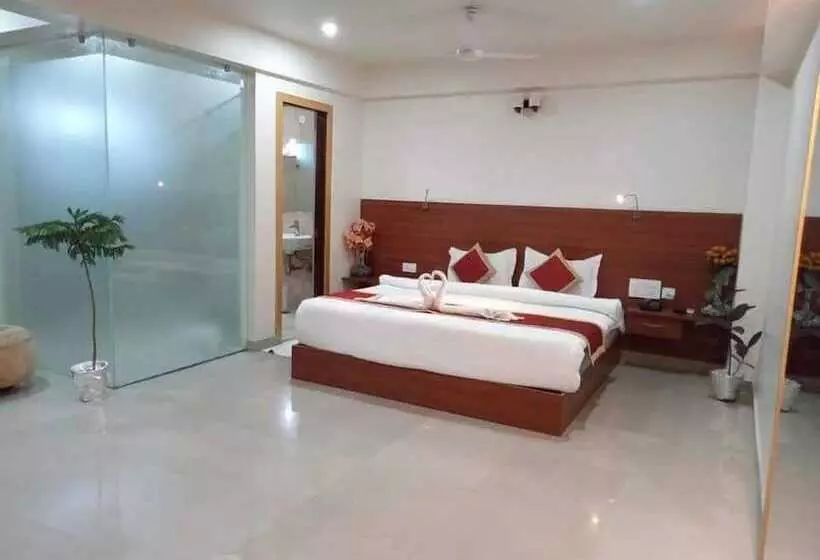 Hotelli Royal Amer City