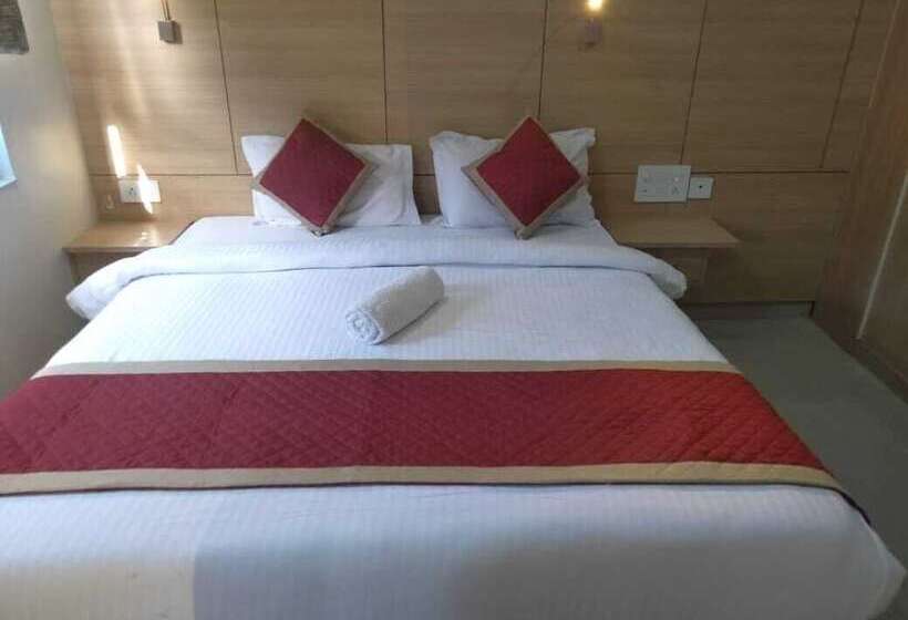 酒店 Royal Amer City