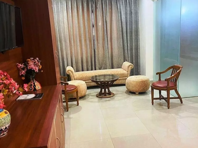 Hotelli Royal Amer City